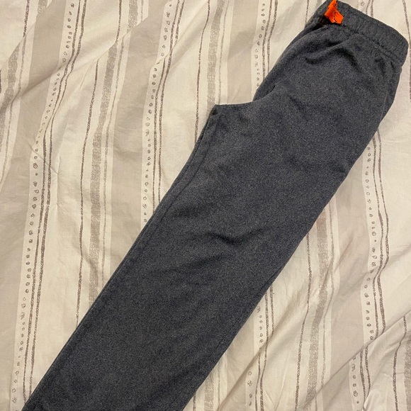 Four piece set - Picture 4 of 7